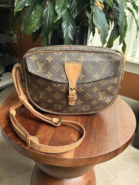 LOUIS VUITTON Monogram Jeune Fille MM Shoulder Bag